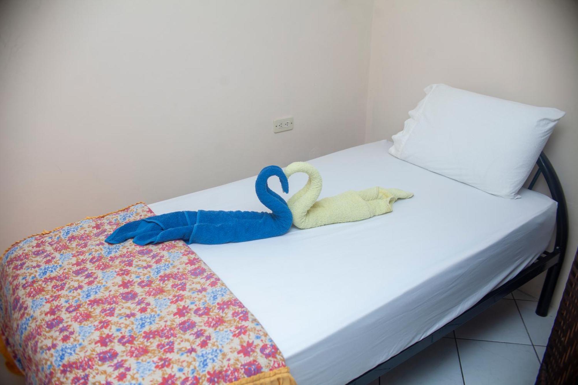 Apartamento Daly 3 Guapiles Ngoại thất bức ảnh
